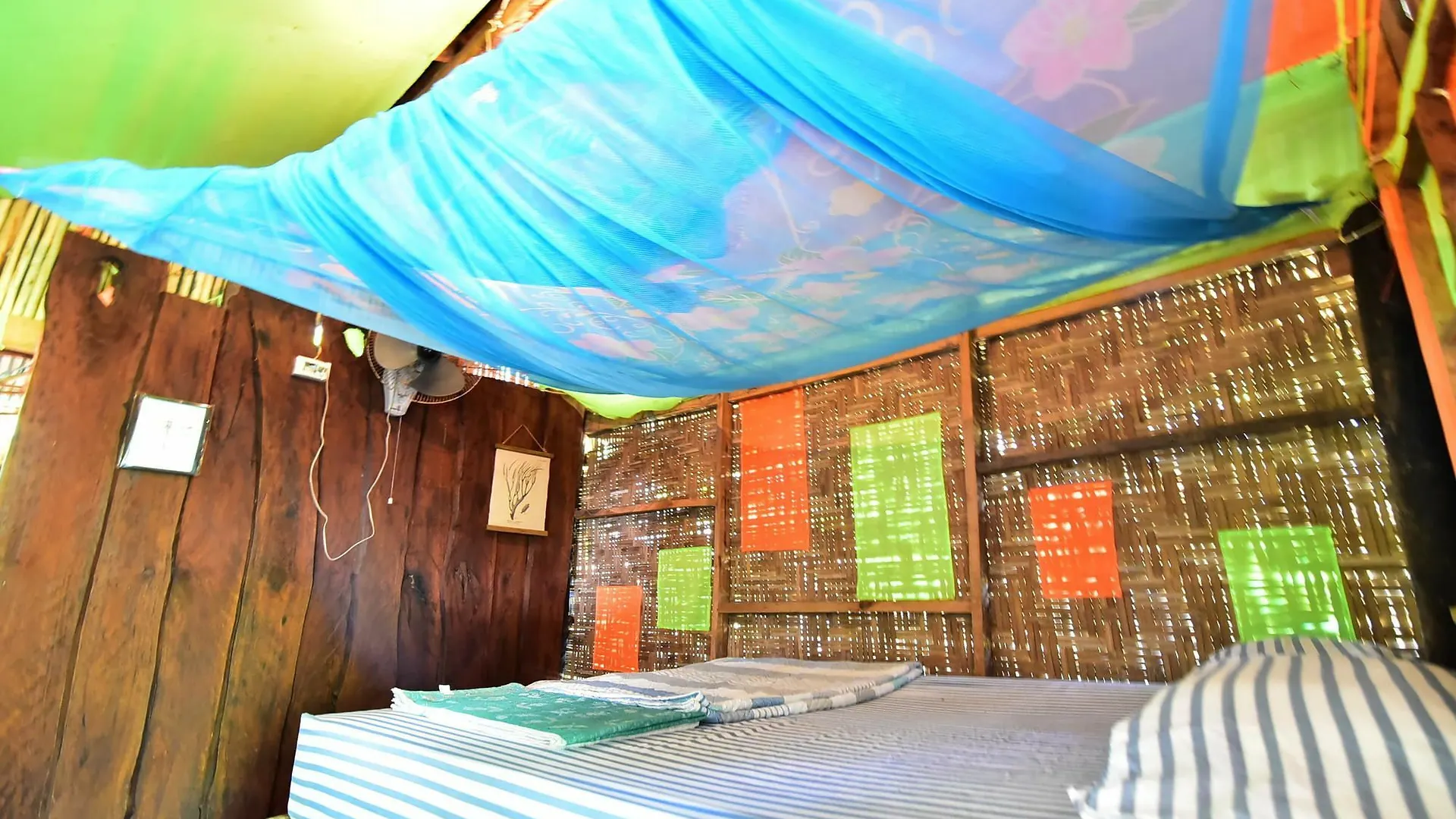 Sirianda Bungalows Ko Lanta ホテル